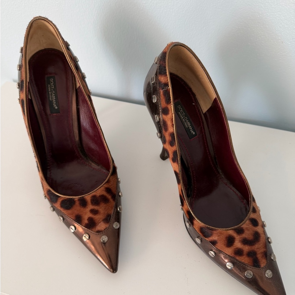 Dolce & Gabbana Leopard-Print Pointed Studded Pumps - Brown & Metallic - Picture 3 of 6